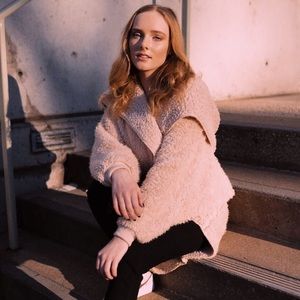 Meet your Posher, Caoimhe